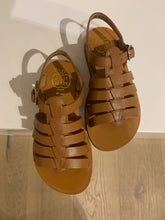 Afbeelding in Gallery-weergave laden, POM D&#39;API plagette sandaal cognac
