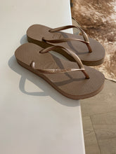 Afbeelding in Gallery-weergave laden, HAVAIANAS flatform slim brons
