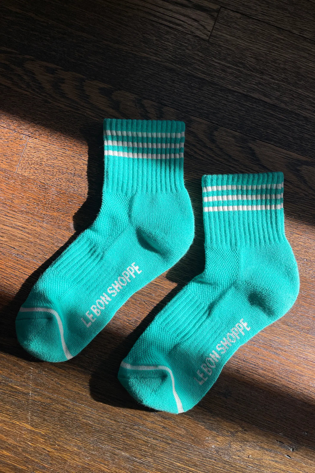 LE BON SHOPPE girlfriend socks emerald