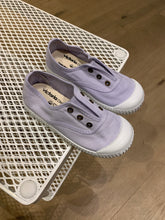 Afbeelding in Gallery-weergave laden, VICTORIA slip-on lila

