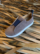 Afbeelding in Gallery-weergave laden, GALLUCCI slip-on taupe
