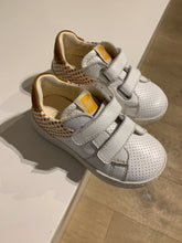 Afbeelding in Gallery-weergave laden, OCRA sneaker velcro camel ruitje
