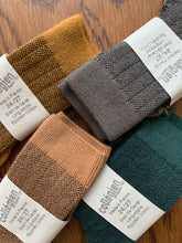 Afbeelding in Gallery-weergave laden, COLLEGIEN visgraatkous CARAMEL
