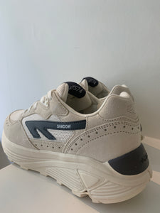 HI-TEC shadow runner thunder