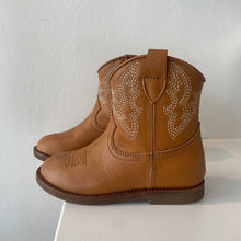 Afbeelding in Gallery-weergave laden, OCRA cowboylaarsje cognac
