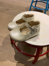 Afbeelding in Gallery-weergave laden, GALLUCCI lambal ecru

