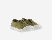 Afbeelding in Gallery-weergave laden, VICTORIA slip-on oliva
