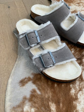 Afbeelding in Gallery-weergave laden, BIRKENSTOCK arizona wol grijs
